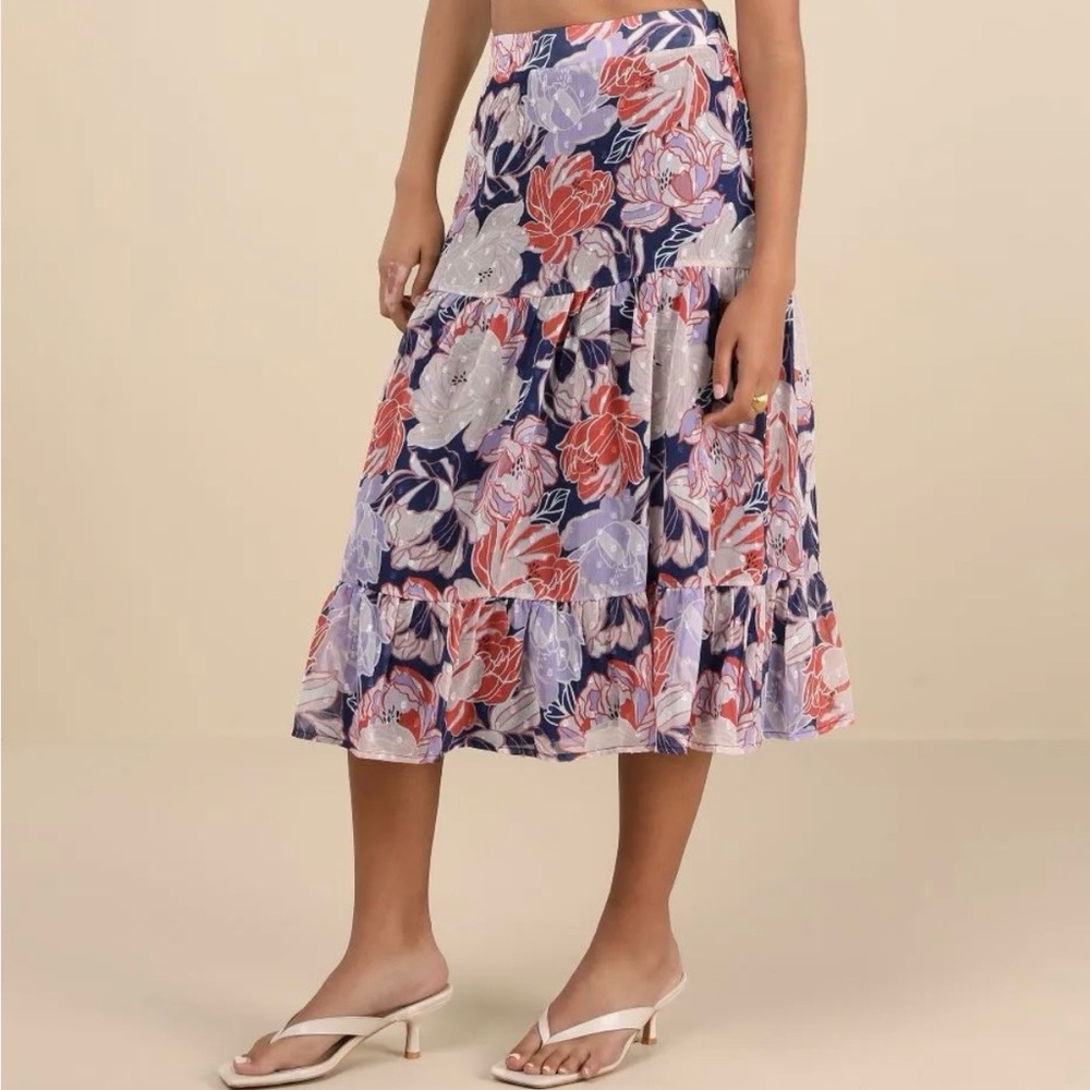 Lulu's “Floating Through Flowers” Multi Floral Skirt – SIZE Large 🌸 EUC
